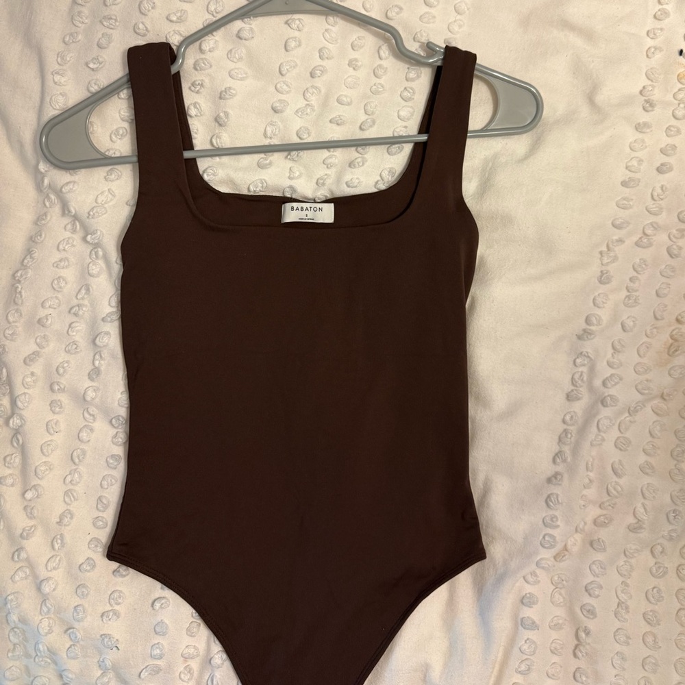 ARITIZIA Babaton brown bodysuit